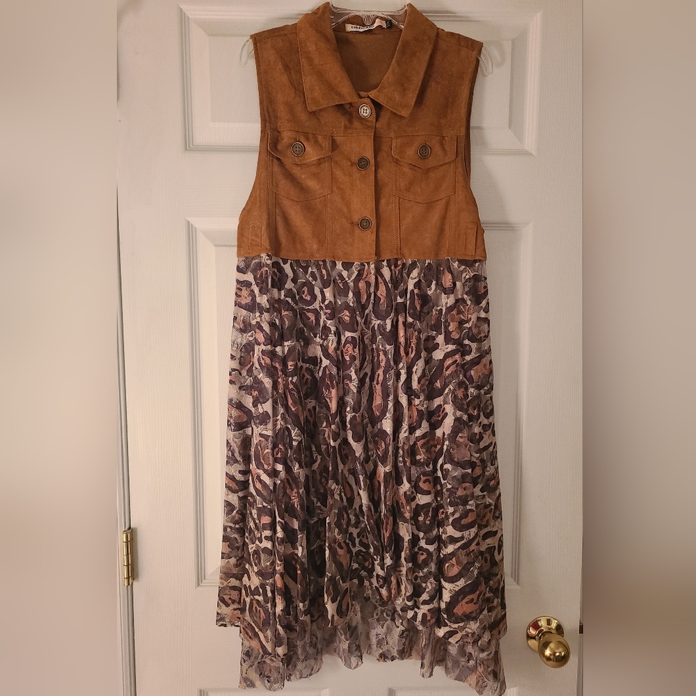 Brown Suede Top & Leopard Print duster, s/m